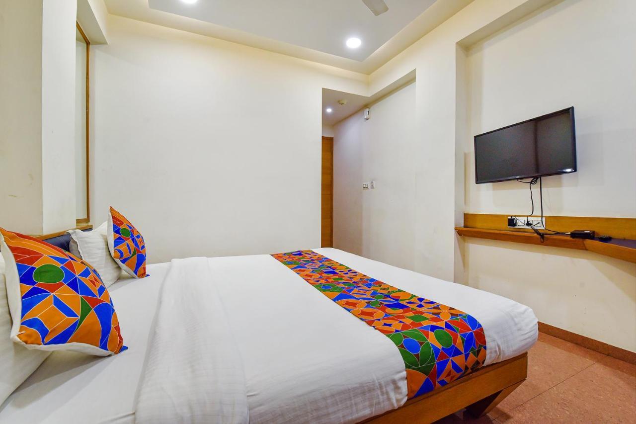 Fabhotel Prime Grand Unity, Changodar Ahmedabad Ngoại thất bức ảnh