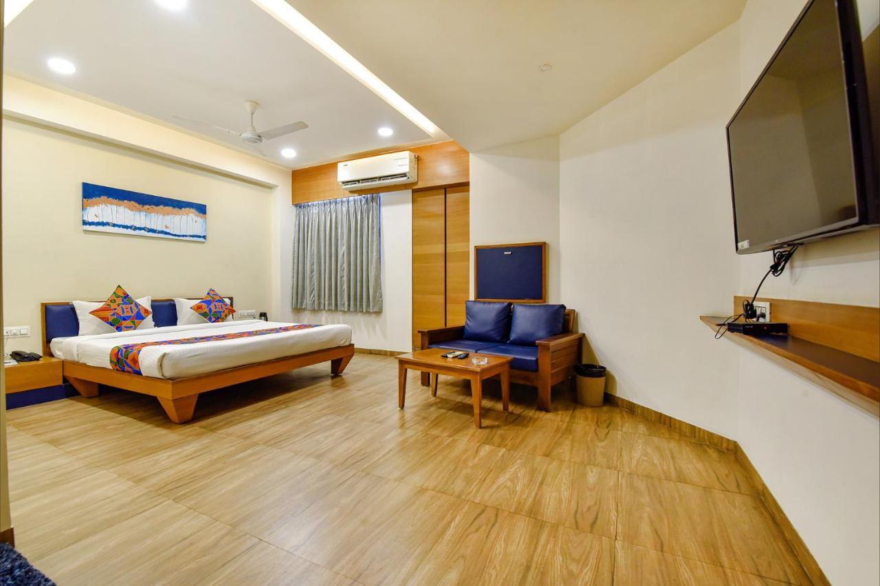 Fabhotel Prime Grand Unity, Changodar Ahmedabad Ngoại thất bức ảnh